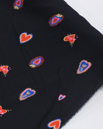 Tecido Viscose Premium Multi Corações Colorido e Preto