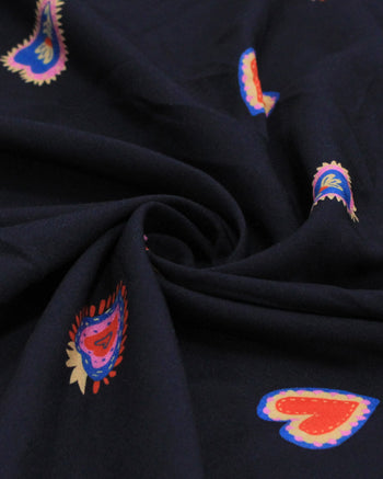Tecido Viscose Premium Multi Corações Colorido e Preto