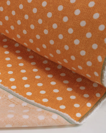 Tecido Linho Misto Estampado Micro Poá Branco e Tons de Laranja