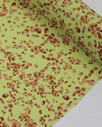 Tecido Viscose Premium Pétalas Abstratas Rosa, Argila e Pistache