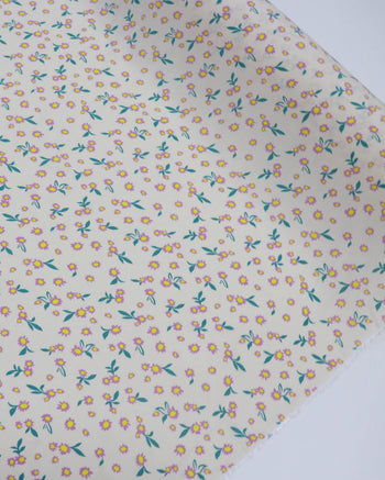 Tecido Viscose Tapete Floral Amarelo, Lilás e Pêssego