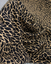 Tecido Viscose Texturizada Fragmentos Preto e Argila