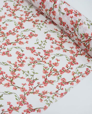 Tecido Crepe Koshibo Leve Ramos Floraias Colorido e Branco