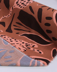 Tecido Viscose Onça Pintada Rosa e Marrom