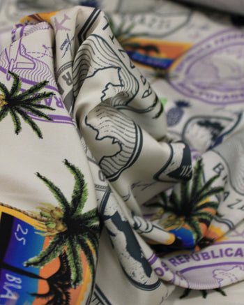 Tecido Crepe Salinas Brasilidade Estampa em Recortes Colorido e Pérola