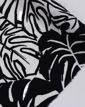 Tecido Viscose Premium Macro Costela de Adão Preto e Offwhie