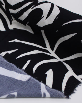 Tecido Viscose Premium Macro Costela de Adão Preto e Offwhie