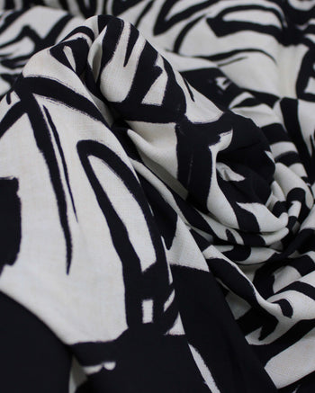 Tecido Viscose Premium Macro Costela de Adão Preto e Offwhie