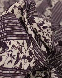 Tecido Crepe de Viscose Premium Listras Estampadas Roxo Imperial e Creme