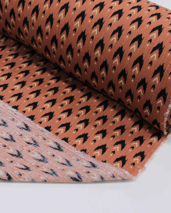 Tecido Viscose Texturizada Micro Estampa Étnica Bege, Preto e Marrom Claro