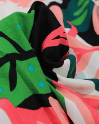 Tecido Linho Misto Estampado Macro Folhas Abstratas Verde, Rosa e Preto