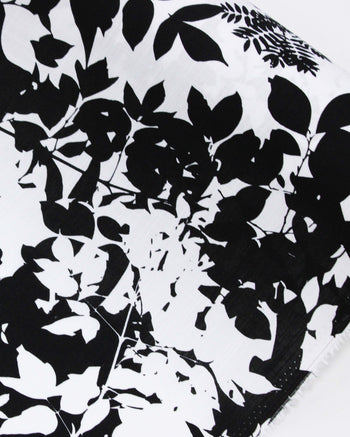 Tecido Viscose Texturizada Ramos e Folhas P/B