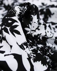 Tecido Viscose Texturizada Ramos e Folhas P/B