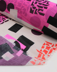 Tecido Crepe Chiffon Formas Geométricas Roxo, Rosa, Vermelho e Branco