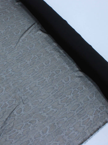 Tecido Crepe Chiffon com Foil Animal Print Cobra Preto