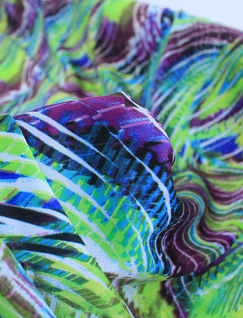 Tecido Crepe Silk Abstrato Verde e Roxo
