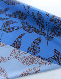 Tecido Crepe Silk Italiano Flores em Pontilhados Marrom e Azul