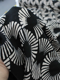 Tecido Viscose Italiano Arcos Bege e Preto