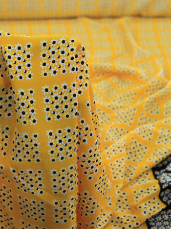 Tecido Crepe GGT Geométrico Amarelo e Preto