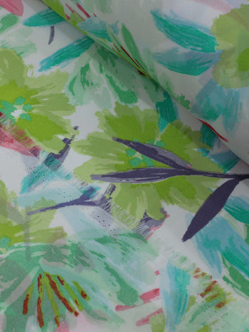 Tecido Crepe GGT Flores Tons de Verde e Rosa